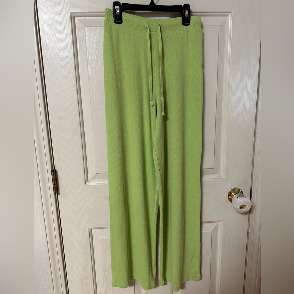 Zara Ribbed Wide Leg Flowy Pants - Lime Green